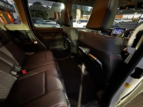 Suzuki Spacia Custom