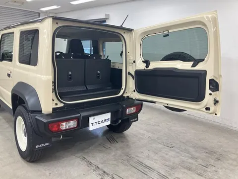Suzuki Jimny Sierra