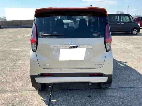 Mitsubishi eK X