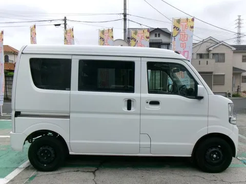 Nissan Clipper