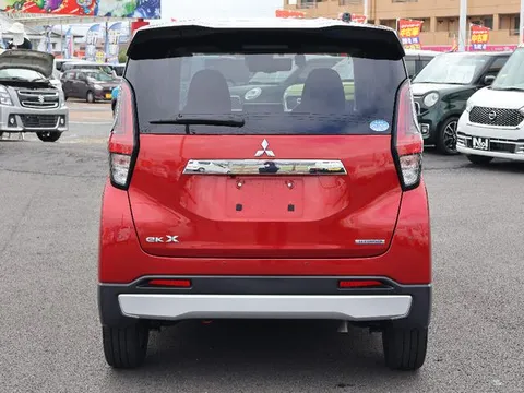 Mitsubishi eK X