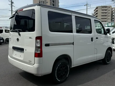 Toyota TownAce Van