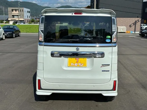 Suzuki Spacia Custom