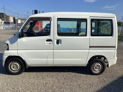Mitsubishi Minicab Van