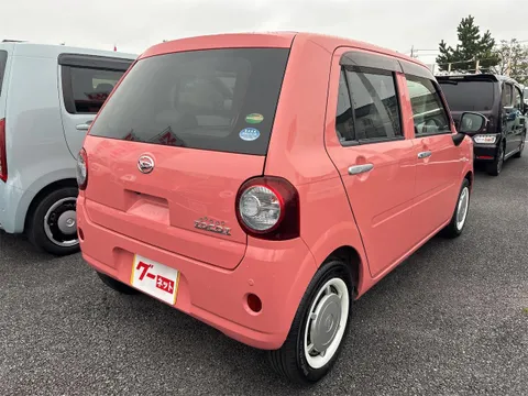 Daihatsu Mira Tocot