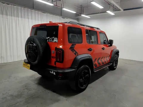 Tank 300