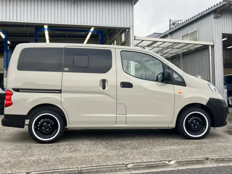 Nissan Vanette