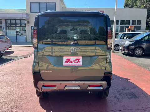 Mitsubishi Delica Mini