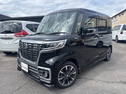 Suzuki Spacia Custom