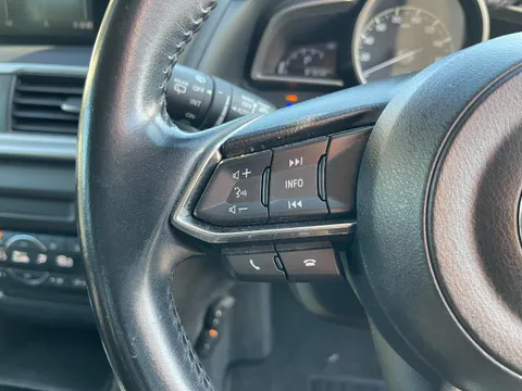 Mazda Axela Sport