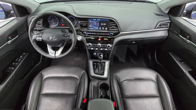 Hyundai Elantra (Avante)