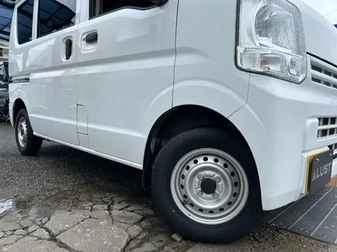 Nissan Clipper