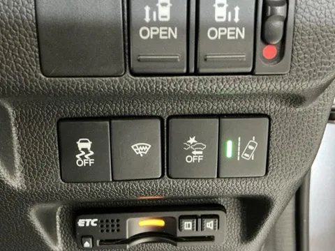 Honda Freed Plus