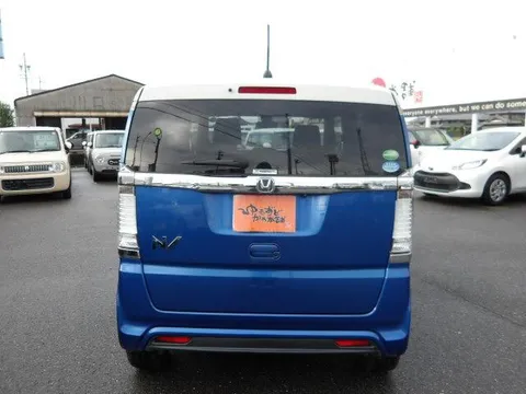 Honda N-BOX Slash