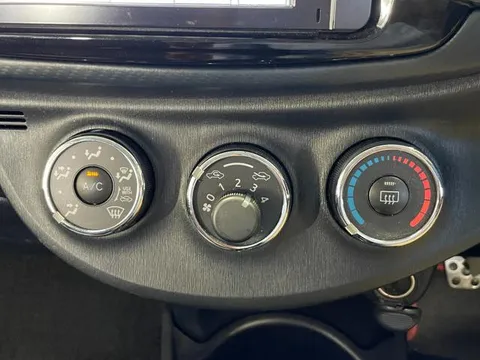 Toyota Yaris (Vitz)