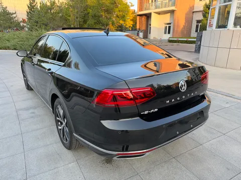 Volkswagen Magotan