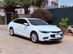 Chevrolet Malibu XL