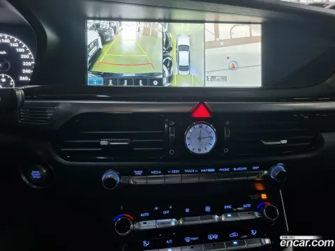 Genesis G90 (EQ900)