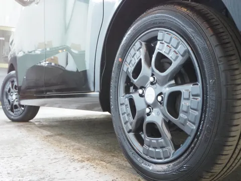 Mitsubishi Delica Mini