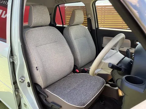 Daihatsu Mira Tocot