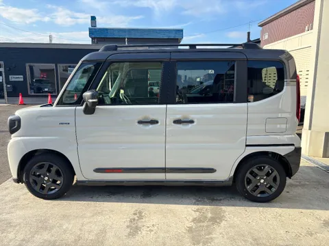 Suzuki Spacia Gear