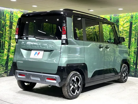 Mitsubishi Delica Mini