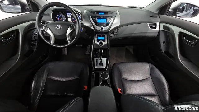 Hyundai Elantra (Avante)