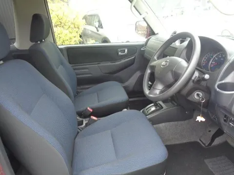 Nissan KIX