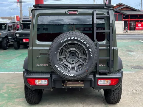 Suzuki Jimny Sierra