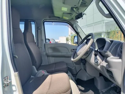 Mitsubishi Minicab Van