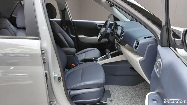 Hyundai Venue