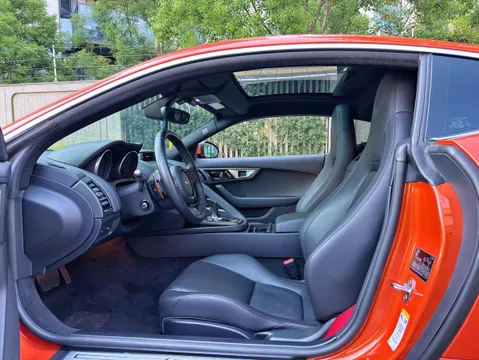 Jaguar F-Type