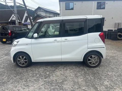 Mitsubishi eK Space