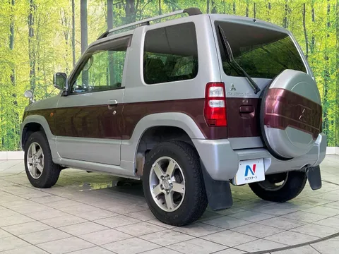 Mitsubishi Pajero Mini