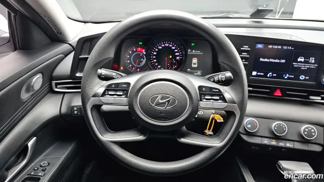 Hyundai Elantra (Avante)