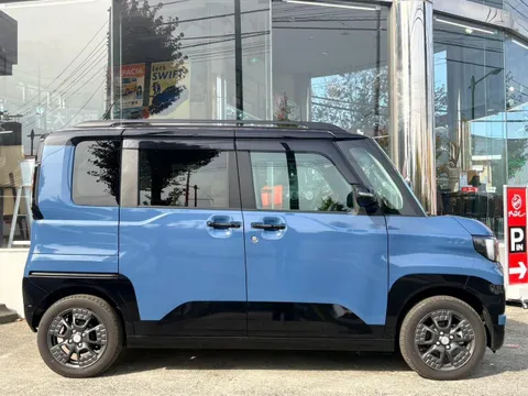 Mitsubishi Delica Mini
