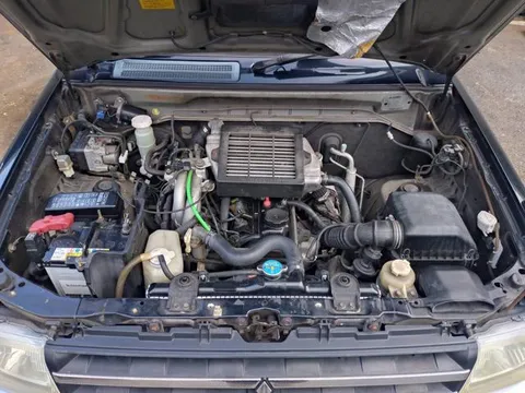 Mitsubishi Pajero Mini