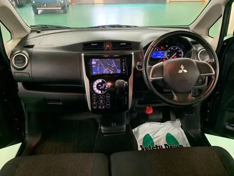 Mitsubishi eK Custom