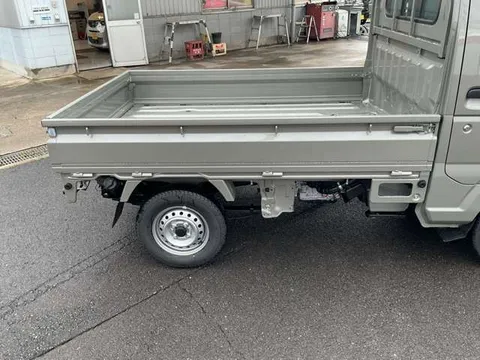 Nissan Clipper Truck