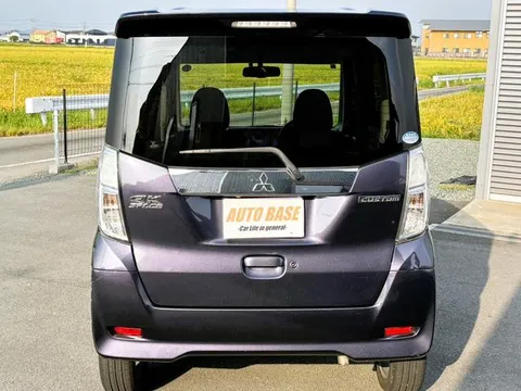 Mitsubishi eK Space Custom