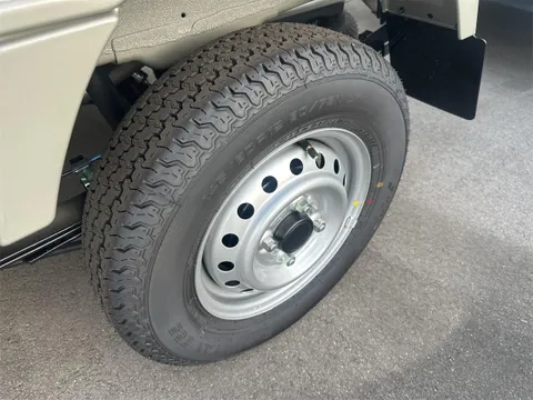 Nissan Clipper Truck