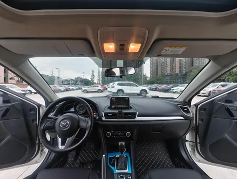 Mazda Mazda 3