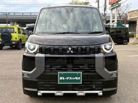 Mitsubishi Delica Mini