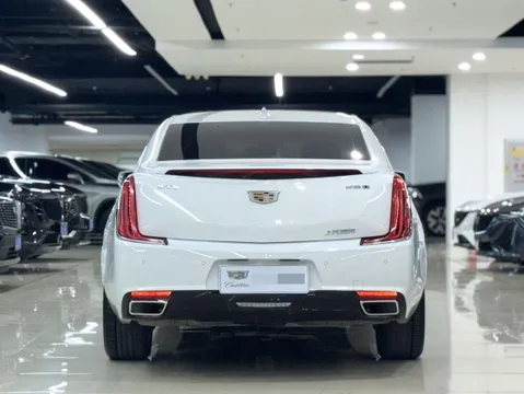 Cadillac XTS