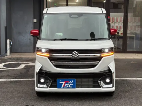 Suzuki Spacia Custom