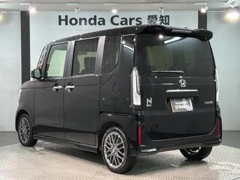 Honda N-BOX Custom
