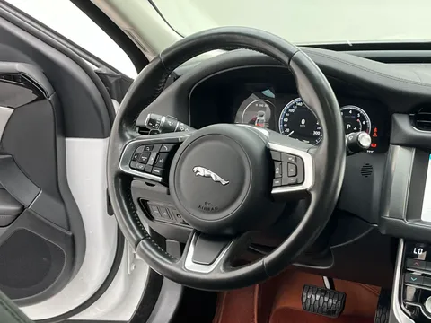 Jaguar XFL
