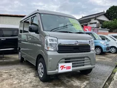 Nissan Clipper Van