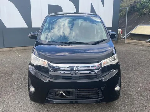 Mitsubishi eK Custom