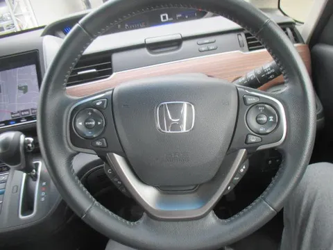Honda Freed Plus